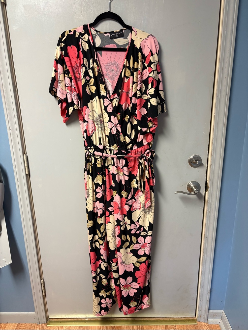 Lane Bryant 18/20 floral jumpsuit. Size 18/20